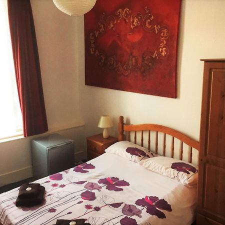 Antrim Guest House Абердин Экстерьер фото