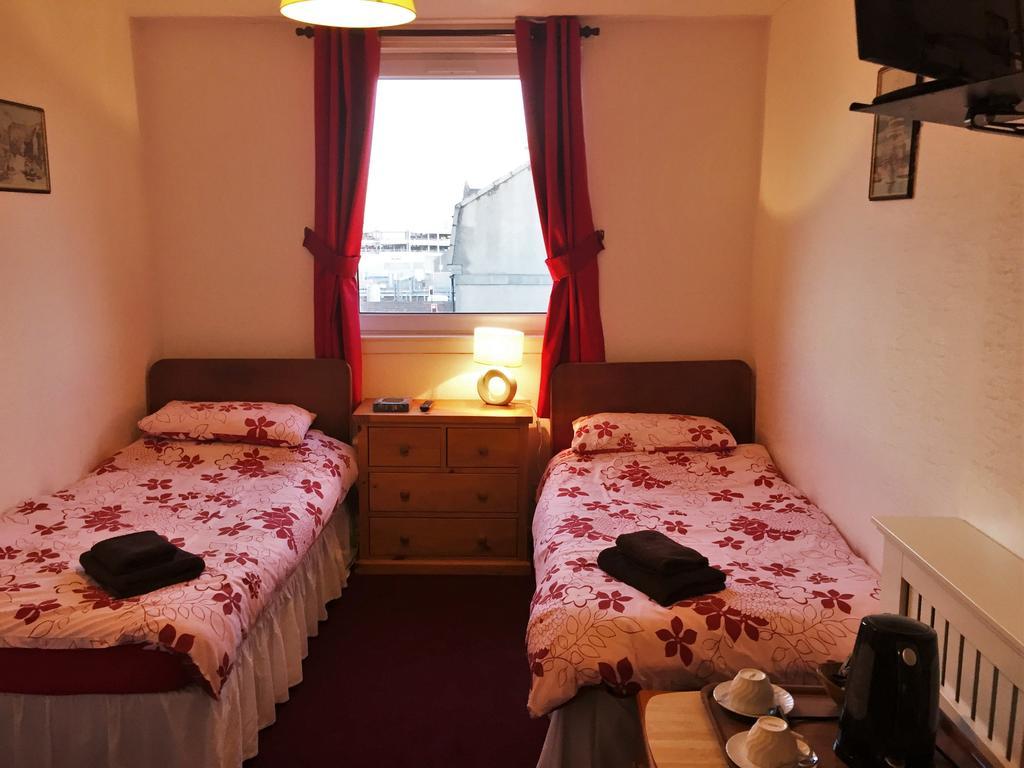 Antrim Guest House Абердин Экстерьер фото