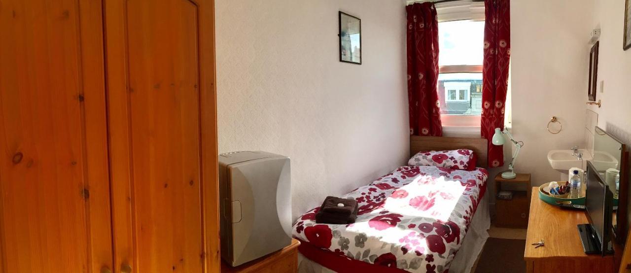 Antrim Guest House Абердин Экстерьер фото