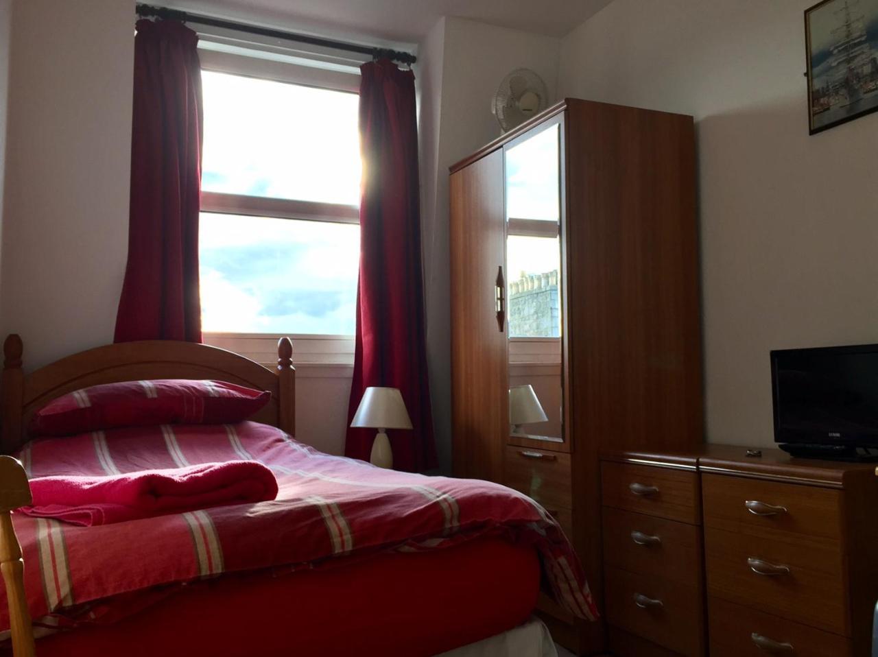 Antrim Guest House Абердин Экстерьер фото
